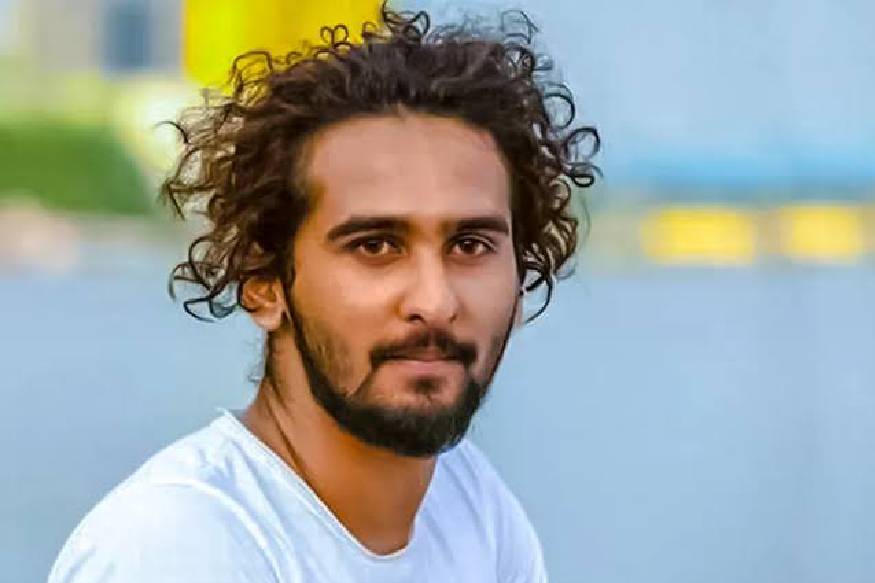  ഒരു പാട് ചെറുപ്പക്കാർ മോഹിക്കുന്ന ഈ നടന സ്ഥാനം നീയായിട്ട് സ്വയം നശിപ്പിച്ചു കളയുന്നത് കണ്ട് വേദനയോടെ പറഞ്ഞു പോയതാ.... "