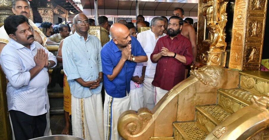  ശബരിമല സന്നിധാനത്ത് മണ്ഡല- മകരവിളക്ക് ഉത്സവത്തോട് അനുബന്ധിച്ചുള്ള 47-മത് തുളസീവന സംഗീതോത്സവത്തിന് തുടക്കമായി.