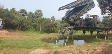 രണ്ടര മണിക്കൂറിൽ 75 മീറ്റർ പാലം നിർമിക്കാം; ഇന്ത്യൻ സൈന്യത്തിന് അഭിമാന നേട്ടം രണ്ടര മണിക്കൂറിൽ 75 മീറ്റർ പാലം നിർമിക്കാം; ഇന്ത്യൻ സൈന്യത്തിന് അഭിമാന നേട്ടം