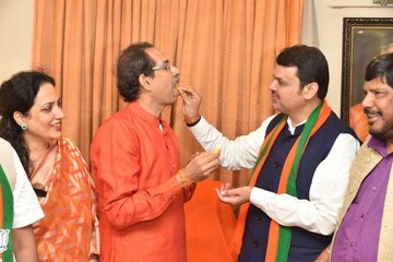 'ആ ഭാരമൊഴിഞ്ഞു; ഇപ്പോൾ സ്വതന്ത്രമായ അന്തരീക്ഷം': ബിജെപി ബന്ധത്തെക്കുറിച്ച് ശിവസേന 'ആ ഭാരമൊഴിഞ്ഞു; ഇപ്പോൾ സ്വതന്ത്രമായ അന്തരീക്ഷം': ബിജെപി ബന്ധത്തെക്കുറിച്ച് ശിവസേന