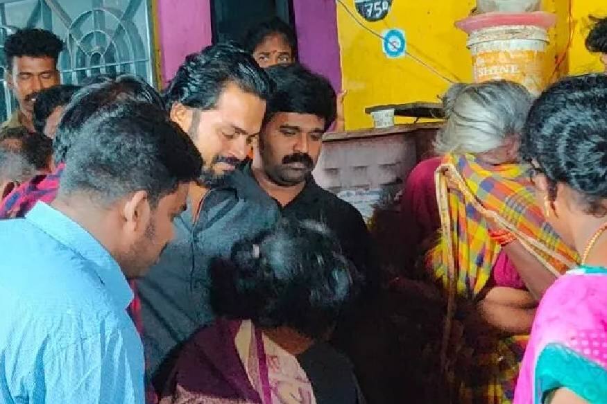ചെന്നൈയിലുള്ള ആരാധകരില് ഏറ്റവും പ്രധാനപ്പെട്ടയാളായിരുന്ന നിത്യാനന്ദ് ആണ് മരണപ്പെട്ടത്. വാഹനാപകടത്തെത്തുടര്ന്നായിരുന്നു മരണം. ചെന്നൈയിലുള്ള ആരാധകരില് ഏറ്റവും പ്രധാനപ്പെട്ടയാളായിരുന്ന നിത്യാനന്ദ് ആണ് മരണപ്പെട്ടത്. വാഹനാപകടത്തെത്തുടര്ന്നായിരുന്നു മരണം.
