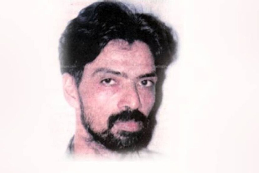  കഴുമരം കാത്ത് കഴിയുന്നവർ ആരൊക്കെ ?- അസം സ്വദേശി പ്രദീബ് ബോറ, രാജേഷ്‌കുമാർ (ആര്യ കൊലക്കേസ്), റെജികുമാർ (ഒരുമനയൂർ കൂട്ടക്കൊല), വിശ്വരാജൻ (മാവേലിക്കര സ്മിത വധക്കേസ്), നിനോ മാത്യു (ആറ്റിങ്ങൽ ഇരട്ടക്കൊല), അനിൽകുമാർ (കോളിയൂർ കൊലക്കേസ്), രാജേന്ദ്രൻ (വണ്ടിപ്പെരിയാറിൽ യുവതിയെയും മകളെയും പീഡിപ്പിച്ചു കൊലപ്പെടുത്തിയ കേസ്), ഉത്തർപ്രദേശുകാരനായ നരേന്ദ്രകുമാർ (മണ്ണാർകാട്ട് 2015ൽ ലാലപ്പൻ, പ്രസന്നകുമാരി, പ്രവീൺലാൽ എന്നിവരെ വധിച്ച കേസ്), നാസർ, (മകളുടെ കൂട്ടുകാരിയായ ഒമ്പതു വയസുകാരിയെ കൊലപ്പെടുത്തിയ കേസ്), അബ്ദുൽ ഗഫൂർ (സ്ത്രീയെ പീഡിപ്പിച്ചുകൊന്ന കേസ്), ഗിരീഷ് കുമാർ(കുണ്ടറ ആലീസ് വധം), സോജു, അനിൽകുമാർ (ജെറ്റ് സന്തോഷ് വധം), എഡിസൻ (തിരുച്ചിറപ്പള്ളി സ്വദേശി എറണാകുളത്ത് പെട്രോൾ ഒഴിച്ചു തീ കൊളുത്തി മൂന്നപേരെ കൊന്ന കേസ്), അമീറുൽ ഇസ്സാം (ജിഷ കൊലക്കേസ്) എന്നിവരും വധശിക്ഷയ്ക്ക് വിധിക്കപ്പെട്ടവരാണ്. മാവേലിക്കരയിൽ ദമ്പതികളെ കമ്പിവടികൊണ്ട് തലയ്ക്കടിച്ചു കൊലപ്പെടുത്തിയ സുധീഷിന് (39) അടുത്തിടെ ആലപ്പുഴ പ്രിൻസിപ്പൽ സെഷൻസ് കോടതി വധശിക്ഷ വിധിച്ചിരുന്നു.