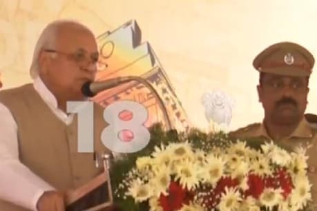 ചരിത്രകോൺഗ്രസ്: ഇർഫാൻ ഹബീബിന്റെ പ്രസംഗം പരിപാടിയിൽ ഉണ്ടായിരുന്നില്ല; പ്രോട്ടോകോൾ ലംഘനമുണ്ടായെന്ന് വൈസ് ചാൻസലർ ചരിത്രകോൺഗ്രസ്: ഇർഫാൻ ഹബീബിന്റെ പ്രസംഗം പരിപാടിയിൽ ഉണ്ടായിരുന്നില്ല; പ്രോട്ടോകോൾ ലംഘനമുണ്ടായെന്ന് വൈസ് ചാൻസലർ