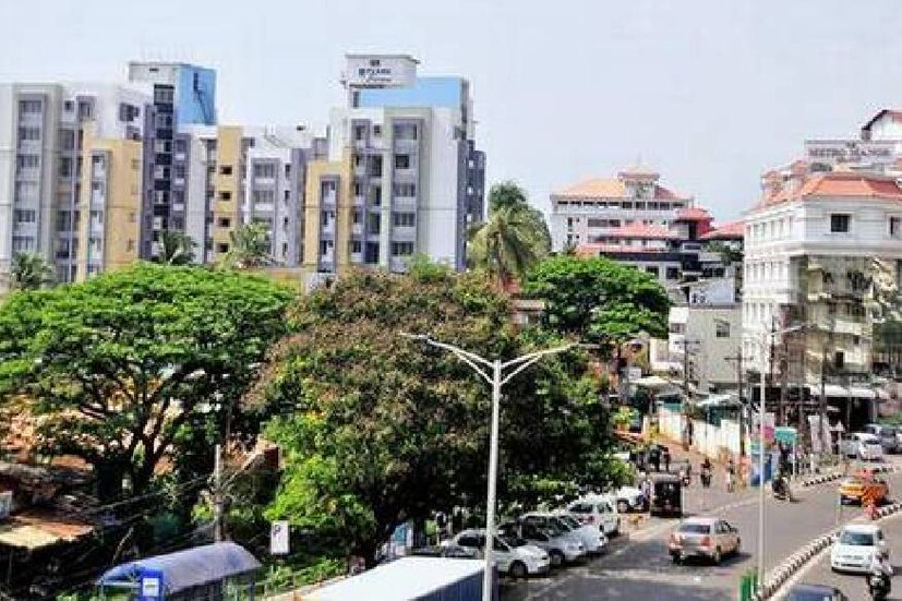  പെരിന്തൽമണ്ണ ഭാഗത്തുനിന്ന് കോഴിക്കോട് ഭാഗത്തേക്കു പോകുന്ന വാഹനങ്ങൾ തിരൂർക്കാട് നിന്ന് മഞ്ചേരി - അരീക്കോട് - മുക്കം വഴിയും മലപ്പുറത്തുനിന്ന് കോഴിക്കോട്ടേക്ക് പോകുന്ന വാഹനങ്ങൾ വേങ്ങര - കൂരിയാട് - യൂണിവേഴ്‌സിറ്റി - രാമനാട്ടുകരവഴിയും പോകണം. 