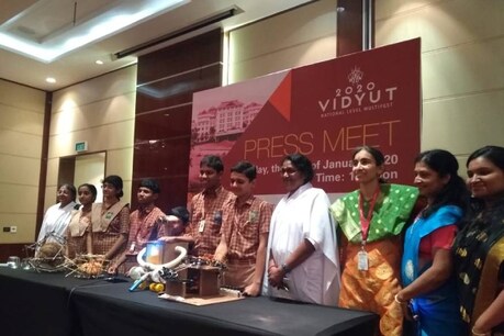 ശാസ്ത്രരംഗത്ത് അഭിമാനനേട്ടം: തായ് ലൻഡിൽ പുരസ്കാരം നേടി മലയാളി വിദ്യാർഥികൾ ശാസ്ത്രരംഗത്ത് അഭിമാനനേട്ടം: തായ് ലൻഡിൽ പുരസ്കാരം നേടി മലയാളി വിദ്യാർഥികൾ