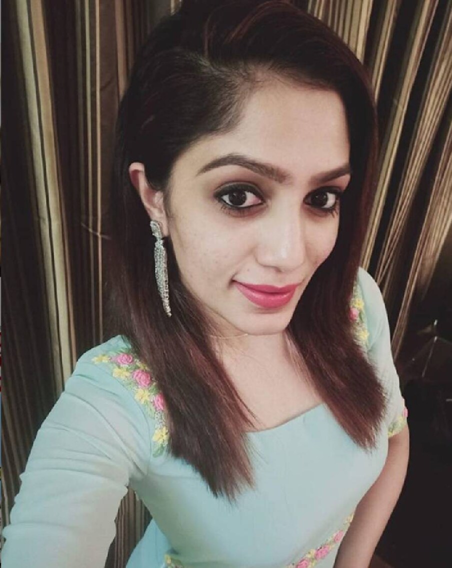  അവതാരകയും അഭിനേത്രിയുമായ ആര്യ സ്വന്തമായി ഒരു ബുട്ടിക്ക് തുടങ്ങിയിരുന്നു