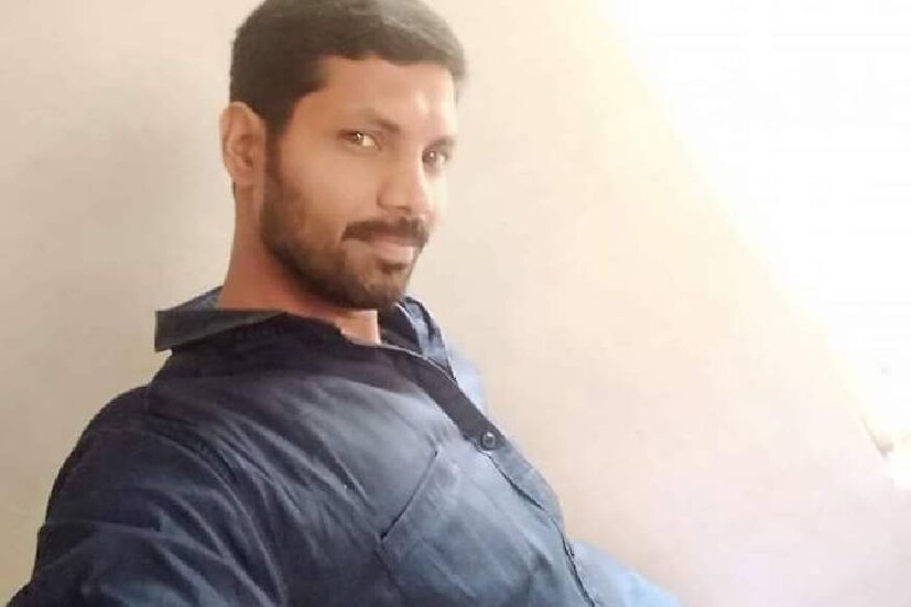  തൊടുപുഴ: തൊടുപുഴയിൽ കാമുകിയെ കാണാനെത്തിയ കാമുകനെ വാക്കേറ്റത്തിനിടെ കാമുകിയുടെ അച്ഛന്‍ കുത്തിക്കൊലപ്പെടുത്തി.