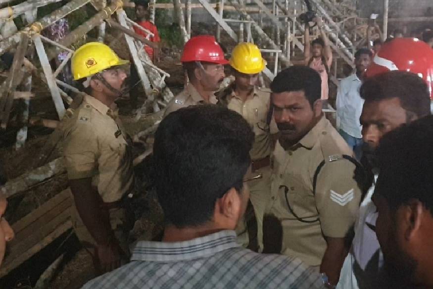  പാലക്കാട് നൂറണിയിൽ ഫുട്ബോൾ ഗ്യാലറി തകർന്ന് വീണ് അൻപതോളം പേർക്ക് പരിക്ക്.
