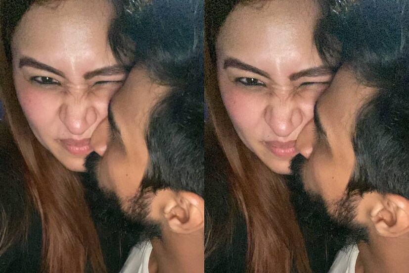  വ്യത്യസ്ത മേഖലകളിൽ ജോലി ചെയ്യുന്നവരാണെങ്കിലും അത് തങ്ങളുടെ അടുപ്പത്തെ ബാധിച്ചിട്ടില്ലെന്ന് ജ്വാല പറയുന്നു. പരസ്പര വിശ്വാസവും ബഹുമാനവുമാണ് ഞങ്ങളെ കൂടുതൽ അടുപ്പിച്ചതെന്നും അവർ പറഞ്ഞു.