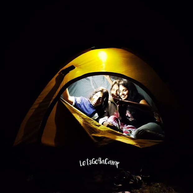  തെരഞ്ഞെടുപ്പ് എങ്ങനെ -------- ലോകം മുഴുവനുമുള്ള അപേക്ഷാര്‍ത്ഥികളെ പത്ത് സോണാക്കി തിരിക്കും. ഓരോ സോണില്‍ നിന്നും രണ്ട് പേര്‍ക്കാണ് അവസരം. ഒരംഗത്തെ ജൂറി തെരഞ്ഞെടുക്കും. ഒരാളെ വോട്ടിങ്ങിന്റെ അടിസ്ഥാനത്തിലാണ് തെരഞ്ഞെടുക്കുന്നത്. ഓരോ സോണില്‍ നിന്നും ഏറ്റവും കൂടുതല്‍ വോട്ട് ലഭിക്കുന്നവര്‍ക്ക് അവസരം ലഭിക്കും. അതുകൊണ്ട് വോട്ടിങ്ങിലാണ് കാര്യം. ഇതിനായി മത്സരാര്‍ത്ഥികള്‍ ഓണ്‍ലൈന്‍ ക്യാമ്പെയ്ന്‍ നടത്തണം. വേള്‍ഡ് സോണിലാണ് ഇന്ത്യ ഉള്‍പ്പെടുന്നത്. ഗീതുവടക്കം അറുപതിന് മുകളില്‍ പേരാണ് ഇക്കുറി വേള്‍ഡ് സോണില്‍ മത്സരിച്ചത്. മുന്‍ വര്‍ഷങ്ങളെക്കാള്‍ വലിയ മത്സരവും സമ്മര്‍ദ്ദവുമാണ് ഇക്കുറിയുണ്ടായതെന്ന് ഗീതു.