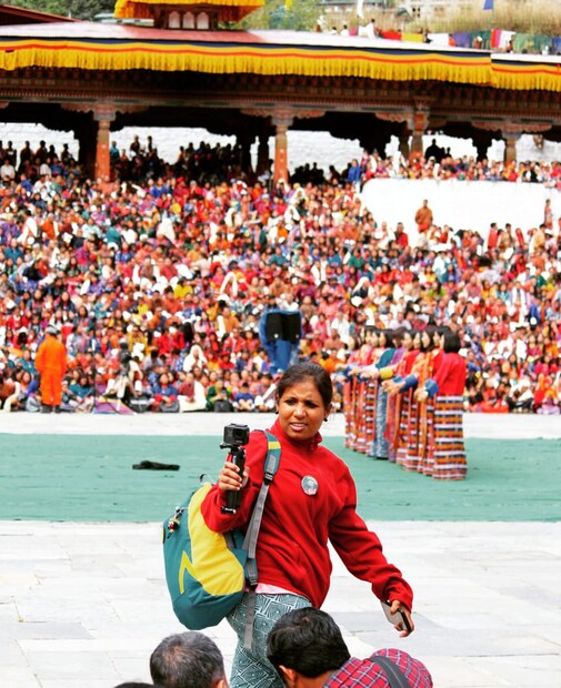  നിയമാവലിക്കെതിരായി നടക്കുന്ന ക്യാമ്പെയ്ന്‍ കമ്പനിയുടെ ശ്രദ്ധയില്‍പെട്ടതോടെ ഫലപ്രഖ്യാപനം ഒരു മാസത്തേക്ക് നീട്ടിവെച്ചു. അന്വേഷണങ്ങള്‍ക്കൊടുവില്‍ പരാതികളില്‍ വസ്തുതയുണ്ടെന്ന് കണ്ട് ഗീതുവിന് മുന്നിലുണ്ടായിരുന്ന രണ്ട് മത്സരാര്‍ത്ഥികളേയും അയോഗ്യരാക്കി. ഇതോടെ നറുക്ക് വീണത് ഗീതുവിന്. ഇതാദ്യമായാണ് ഫലം തടയുന്നതും മത്സരാര്‍ത്ഥികളെ അയോഗ്യരാക്കുന്നതും. ആര്‍ട്ടിക് പോളാര്‍ എക്‌സ്‌പെഡിഷന്‍ എന്നത് സാഹോദര്യം, പരസ്പര ബഹുമാനം എന്നിവയെ അടിസ്ഥാനമാക്കിയുള്ള മത്സരമാണെന്ന ഫിയല്‍റാവെണിന്റെ പ്രസ്താവനയും ശ്രദ്ധേയമാണ്. ( സൈബര്‍ ആക്രമണങ്ങളില്‍ മുന്നില്‍ നില്‍ക്കുന്ന മലയാളികളേ, നോട്ട് ദി പോയിന്റ്)