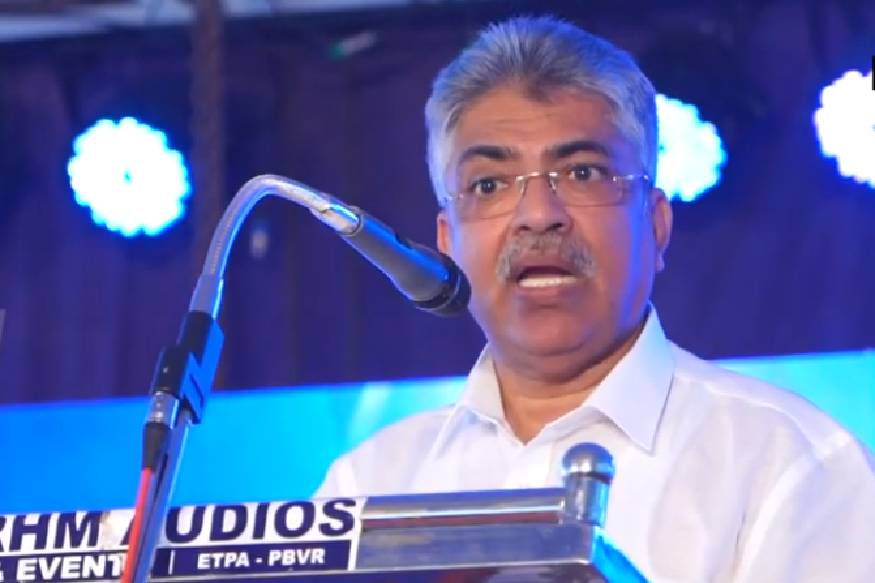 'നീ മുസ്‌ലിമാണല്ലേ.. ഞാൻ ടീച്ചറിനോട് പറയും'; കൊച്ചുമകനുണ്ടായ അനുഭവം പറഞ്ഞ് കെമാൽ പാഷ