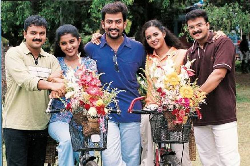 ഒരു ചാനൽ അഭിമുഖത്തിൽ വ്യക്തികളുടെ തുറന്നു പറയൽ മനോഭാവത്തെപ്പറ്റിയുള്ള ചോദ്യത്തിന് മറുപടി നൽകുകയായിരുന്നു മീര. ഒപ്പം തന്നെ അത്തരം സ്വഭാവമുള്ള പൃഥ്വിരാജിനെ പറ്റിയും ചോദ്യമുണ്ടായി ഒരു ചാനൽ അഭിമുഖത്തിൽ വ്യക്തികളുടെ തുറന്നു പറയൽ മനോഭാവത്തെപ്പറ്റിയുള്ള ചോദ്യത്തിന് മറുപടി നൽകുകയായിരുന്നു മീര. ഒപ്പം തന്നെ അത്തരം സ്വഭാവമുള്ള പൃഥ്വിരാജിനെ പറ്റിയും ചോദ്യമുണ്ടായി