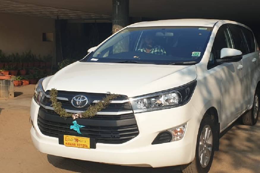 1000 രൂപയുടെ കൂപ്പൺ ഉപയോഗിച്ച് 14 ലക്ഷം പിരിക്കാനായിരുന്നു തീരുമാനം. എന്നാൽ 6.13 ലക്ഷം രൂപ പിരിച്ചപ്പോഴേയ്ക്കും വിവാദം കൊടുമ്പിരിക്കൊണ്ടു. 1000 രൂപയുടെ കൂപ്പൺ ഉപയോഗിച്ച് 14 ലക്ഷം പിരിക്കാനായിരുന്നു തീരുമാനം. എന്നാൽ 6.13 ലക്ഷം രൂപ പിരിച്ചപ്പോഴേയ്ക്കും വിവാദം കൊടുമ്പിരിക്കൊണ്ടു.