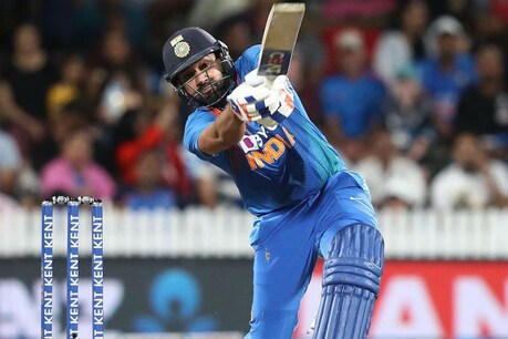 India Vs Newzealand: സഞ്ജു വീണ്ടും നിരാശപ്പെടുത്തി; ഇന്ത്യയ്ക്ക് ആദ്യ വിക്കറ്റ് നഷ്ടം India Vs Newzealand: സഞ്ജു വീണ്ടും നിരാശപ്പെടുത്തി; ഇന്ത്യയ്ക്ക് ആദ്യ വിക്കറ്റ് നഷ്ടം
