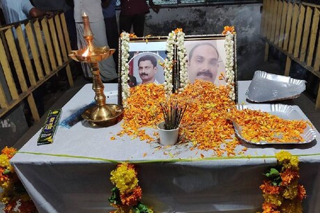 ഭവിത പരീക്ഷയെഴുതി; KSRTC അപകടത്തിൽ അച്ഛൻ മരിച്ചതറിയാതെ ഭവിത പരീക്ഷയെഴുതി; KSRTC അപകടത്തിൽ അച്ഛൻ മരിച്ചതറിയാതെ