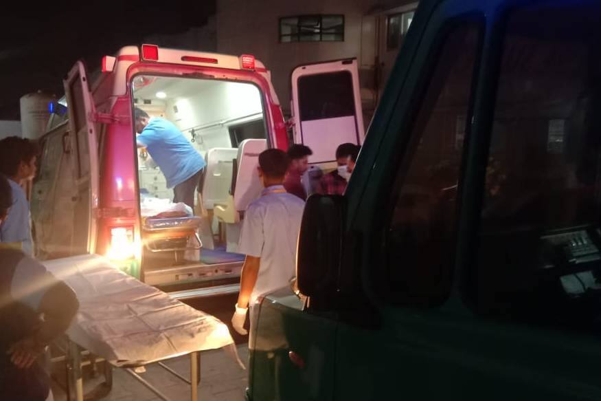 കൊച്ചി: ഗുരുതരമായി പൊളളലേറ്റ രണ്ട് കുട്ടികളെ കളമശേരി മെഡിക്കൽ കോളേജിൽ നിന്ന് വിദഗ്ദ്ധ ചികിത്സയ്ക്കായി കോയമ്പത്തൂർ ഗംഗൈ ആശുപത്രിയിൽ എത്തിച്ചു. കൊച്ചി: ഗുരുതരമായി പൊളളലേറ്റ രണ്ട് കുട്ടികളെ കളമശേരി മെഡിക്കൽ കോളേജിൽ നിന്ന് വിദഗ്ദ്ധ ചികിത്സയ്ക്കായി കോയമ്പത്തൂർ ഗംഗൈ ആശുപത്രിയിൽ എത്തിച്ചു.