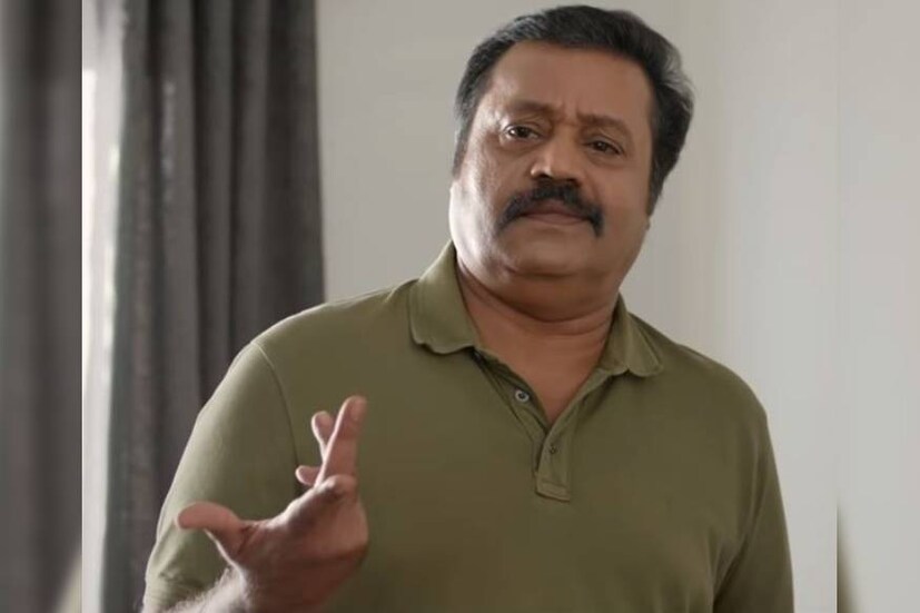  "2004ൽ അമ്മയും ടെക്നിക്കൽ വിഭാഗവുമായി യുദ്ധം നടക്കുമ്പോൾ ഞാൻ ഒരു വിമതനാണ്, എന്നെ പിടിച്ചാൽ അമ്മയെ ഉടയ്ക്കാൻ കഴിയുമെന്ന് പോലും ചിലർ വിചാരിച്ചു. പലരെയും കൊണ്ടുപോയില്ലേ? ഞാൻ അതിൽ ഉണ്ടായിരുന്നില്ലല്ലോ. ഞാൻ ഇപ്പോഴും സംഘടനയുടെ ഭാഗമാണ്. ഹൃദയംകൊണ്ട് അവർക്കൊപ്പമുണ്ട്. ടെക്നിക്കലായി ഒരു പ്രശ്നമുണ്ടെന്നു മാത്രം. അവർ എന്നെ നിർബന്ധിക്കുന്നുമില്ല,"സുരേഷ് ഗോപി പറയുന്നു