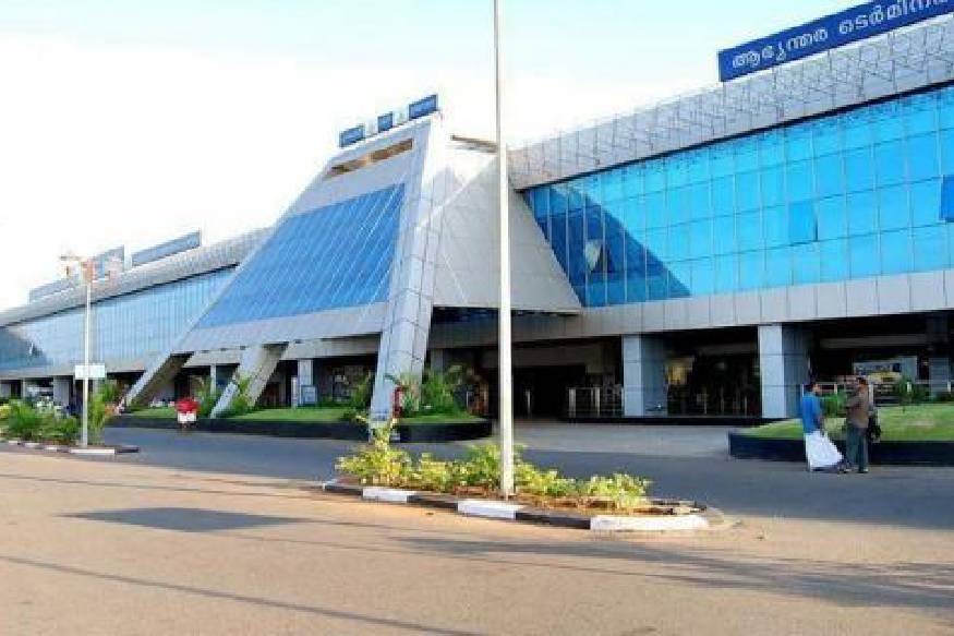  ഈ മാസം ഇതുവരെ 14 കിലോയോളം സ്വർണം കസ്റ്റംസ് വിമാനത്താവളത്തിൽ നിന്നും പിടിച്ചെടുത്തിട്ടുണ്ട്. ഏറ്റവും അധികം ആളുകൾ സ്വർണം കടത്താൻ ശ്രമിച്ചത് മിശ്രിത രൂപത്തിൽ ആണ്.