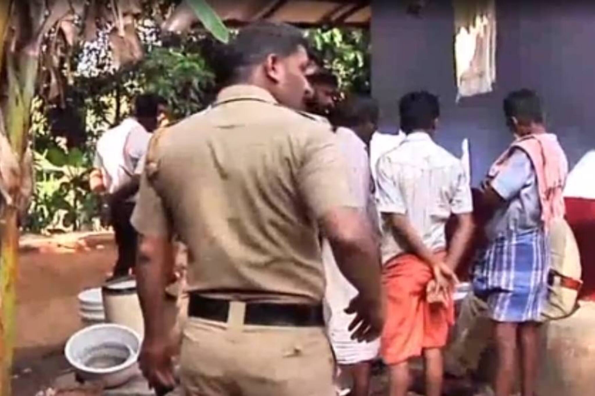 പാലക്കാട് നെന്മാറയിൽ കൂട്ടആത്മഹത്യ; അമ്മയും മക്കളും പൊള്ളലേറ്റ് മരിച്ച നിലയിൽ
