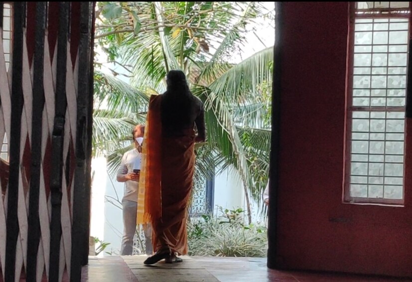  കുടുംബം- ഭർത്താവ് എ കെ രാമചന്ദ്രൻ സജീവ രാഷ്ട്രിയ പ്രവർത്തകനാണ്. മക്കളായ   വൈശാഖ്    എഞ്ചിനിയറിംഗ്  വിദ്യാർത്ഥിയും   യശ്വന്ത്  ഡൽഹിയിൽ ഫുഡ് ടെക്നോളജി വിദ്യാർത്ഥിയുമാണ്. തിരുവനന്തപുരത്ത് വെച്ച് മാർച്ച് 7 ന് നടക്കുന്ന അന്താരാഷ്ട്ര വനിത ദിന സംസ്ഥാനതല ഉദ്ഘാടന വേദിയിൽ വെച്ച് മുഖ്യമന്ത്രി പിണറായി വിജയനിൽ നിന്നും സരസ്വതി പുരസ്കാരം ഏറ്റു വാങ്ങും.