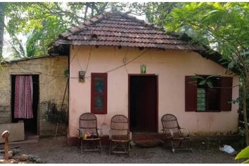 ഇതും ഒരു സിനിമാ നടന്റെ വീടാണ്; പുതിയ വീട് സ്വപ്നം കണ്ട് നടൻ ബിനീഷ് ബാസ്റ്റിൻ