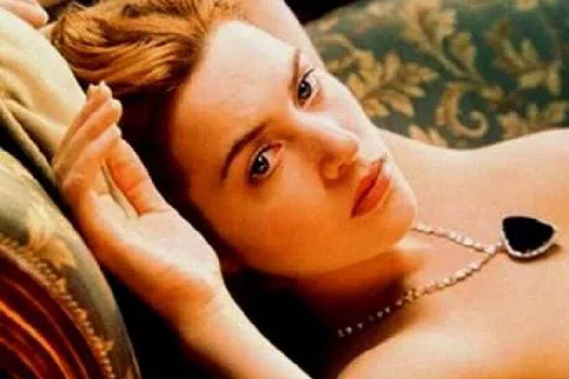 ശ്രദ്ധേയമായ നിരവധി സിനിമകളിൽ അഭിനയിച്ചിട്ടുണ്ടെങ്കിലും കെയ്റ്റ് വിന്സ്ലെറ്റ് എന്ന ഹോളിവുഡ് നടിയെ സാധാരണ ജനങ്ങൾ ഓർക്കുക ടൈറ്റാനിക്കിലെ റോസ് എന്ന നായികയായിട്ടാകും. ശ്രദ്ധേയമായ നിരവധി സിനിമകളിൽ അഭിനയിച്ചിട്ടുണ്ടെങ്കിലും കെയ്റ്റ് വിന്സ്ലെറ്റ് എന്ന ഹോളിവുഡ് നടിയെ സാധാരണ ജനങ്ങൾ ഓർക്കുക ടൈറ്റാനിക്കിലെ റോസ് എന്ന നായികയായിട്ടാകും.