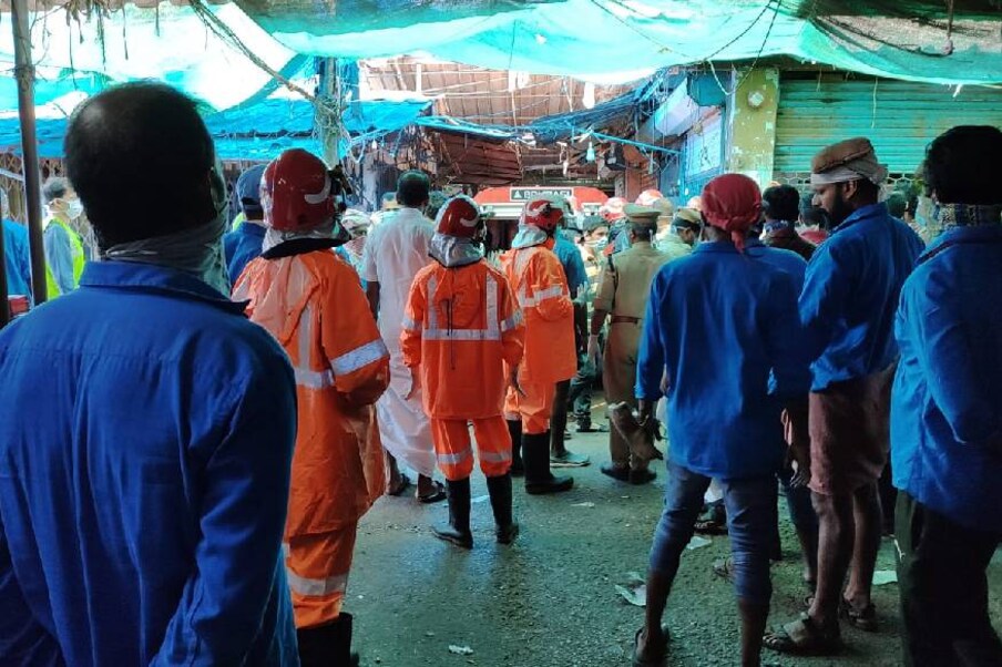  ഇവിടെ നിന്നാണ് പഴം- പച്ചക്കറികൾ എന്നിവ നഗരത്തിലെ വിവിധ സ്ഥലങ്ങളിലേക്ക് പോകുന്നത്. ഇത് കാര്യത്തിൻ്റെ ഗൗരവം വർദ്ധിപ്പിക്കുകയാണ്.