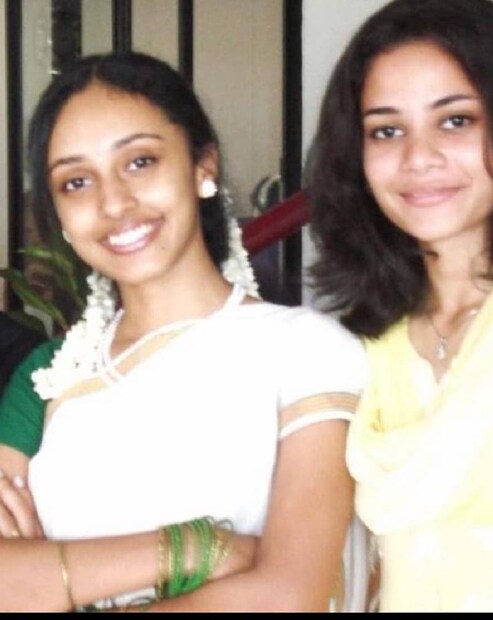  ഇത്തവണ പേളി മാണി എത്തുന്നത് ശ്രീനിഷിനോ വീട്ടുകാർക്കോ ഒപ്പമല്ലാത്ത ചില ചിത്രങ്ങളുമായാണ്. പേളിയുടെ കൂടുതൽ സ്കൂൾ, കോളേജ് കാല ചിത്രങ്ങൾ ചുവടെ: