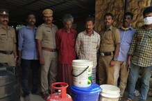 വാറ്റ് വീടിനുള്ളിൽ; തിരുവനന്തപുരം റൂറലിൽ വ്യാപക റെയ്ഡ്: രണ്ടു പേർ പിടിയിൽ