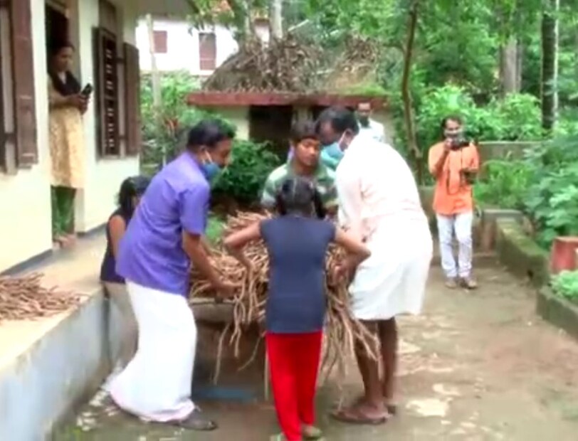  ഗിന്നസ് ബുക്ക് അധികൃതർക്ക് ശതാവരി കിഴങ്ങിന്റെ വിവരം കൈമാറിയിരിക്കുകയാണ്.