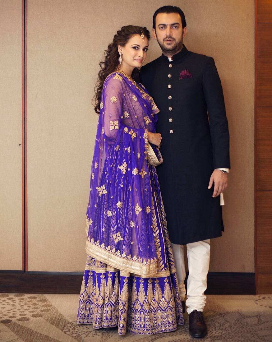  ഒരു ഇൻസ്റ്റാഗ്രാം പോസ്റ്റിലൂടെയാണ് മുൻ മിസ്സ് ഏഷ്യ പസഫിക്കും നടിയുമായ ദിയ മിർസ സാഹിൽ സംഘയുമായുള്ള വേർപിരിയൽ വാർത്ത പങ്കിട്ടത്. 11 വർഷത്തെ പ്രണയത്തിനൊടുവിൽ വിവാഹിതരായവരാണിവർ