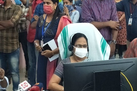 ദിശ 1056: കോവിഡ് സംശയങ്ങൾക്ക് മറുപടി നൽകിയ ഒരു ലക്ഷം കോളുകൾ; ഉത്തരം നൽകാൻ ശൈലജ ടീച്ചറും ദിശ 1056: കോവിഡ് സംശയങ്ങൾക്ക് മറുപടി നൽകിയ ഒരു ലക്ഷം കോളുകൾ; ഉത്തരം നൽകാൻ ശൈലജ ടീച്ചറും