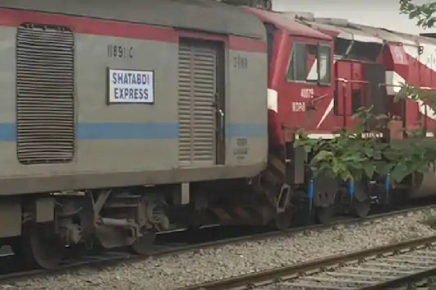 സർവീസ് ആരംഭിക്കാൻ ഒരുങ്ങി ശതാബ്ദി, എക്സ്പ്രസ്സ് ട്രെയിനുകൾ