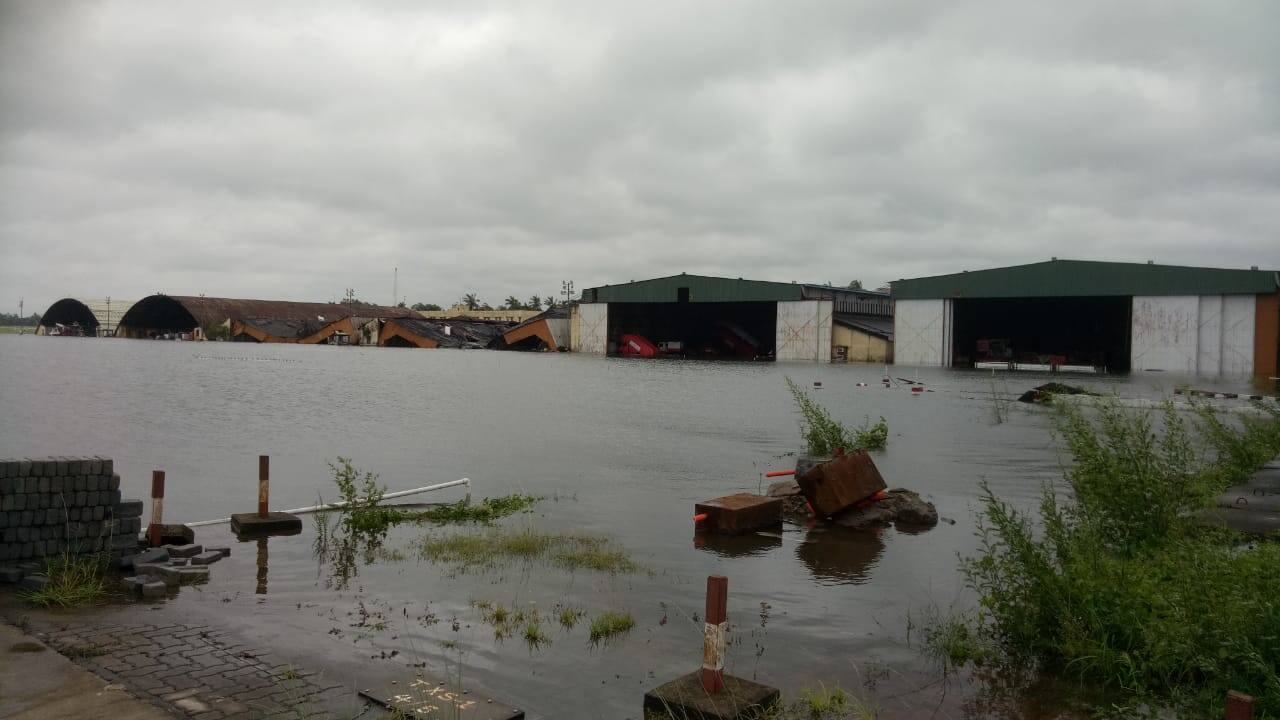  ബംഗാളിൽ ഒരു ലക്ഷം കോടിയുടെ നാശനഷ്ടം ഉണ്ടായി എന്നാണു പ്രാഥമിക നിഗമനം