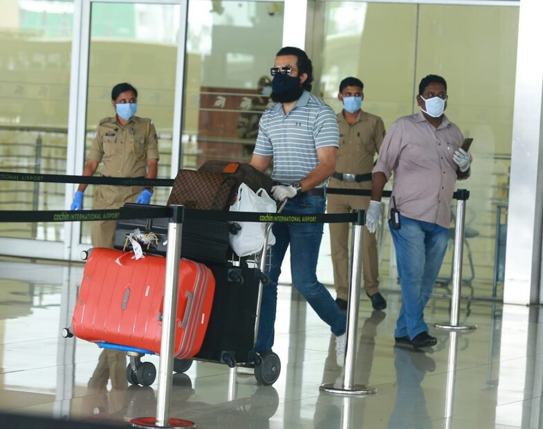  മെയ് 17ന് ചിത്രത്തിന്റെ ജോർദാനിലെ ഷെഡ്യൂൾ പൂർത്തിയായതായി പൃഥ്വിരാജ് ഫേസ്ബുക്ക് പേജിലൂടെ അറിയിച്ചിരുന്നു.