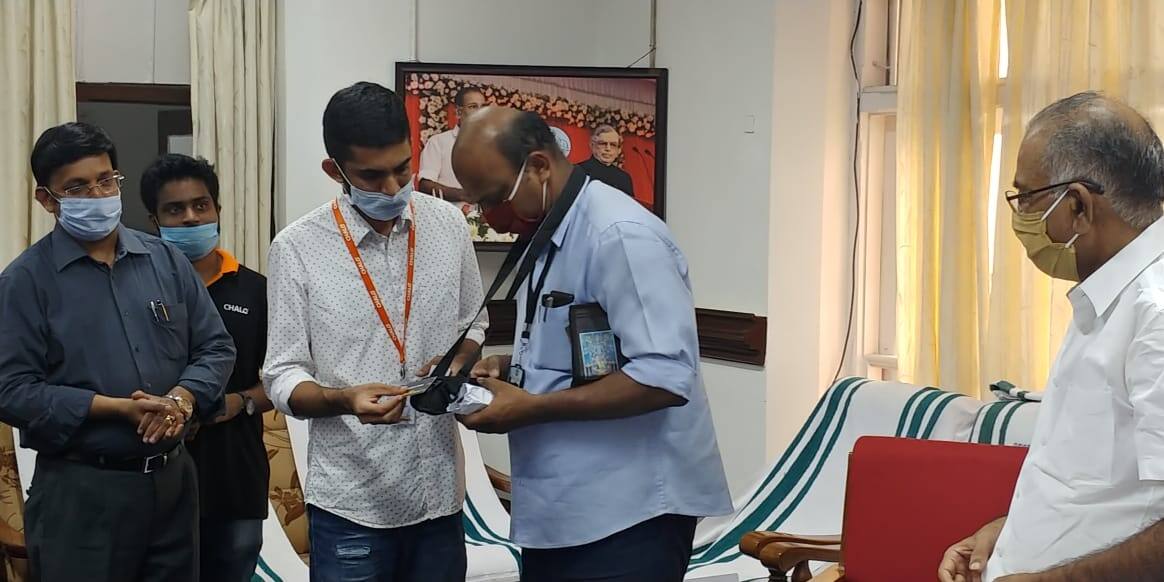  ബാലൻസ് തീർന്നാൽ റീച്ചാർജും കണ്ടക്ടർ തന്നെ നടത്തും. പത്ത് രൂപയും, അതിന്‍റെ ഗുണനങ്ങളിലും റീച്ചാർജ് ചെയ്യാനാകും. ടച്ച് സ്ക്രീനോട് കൂടിയ ആധുനിക ടിക്കറ്റ് മെഷീനും ഇതിനായി തയ്യാറാക്കിയിട്ടുണ്ട്.