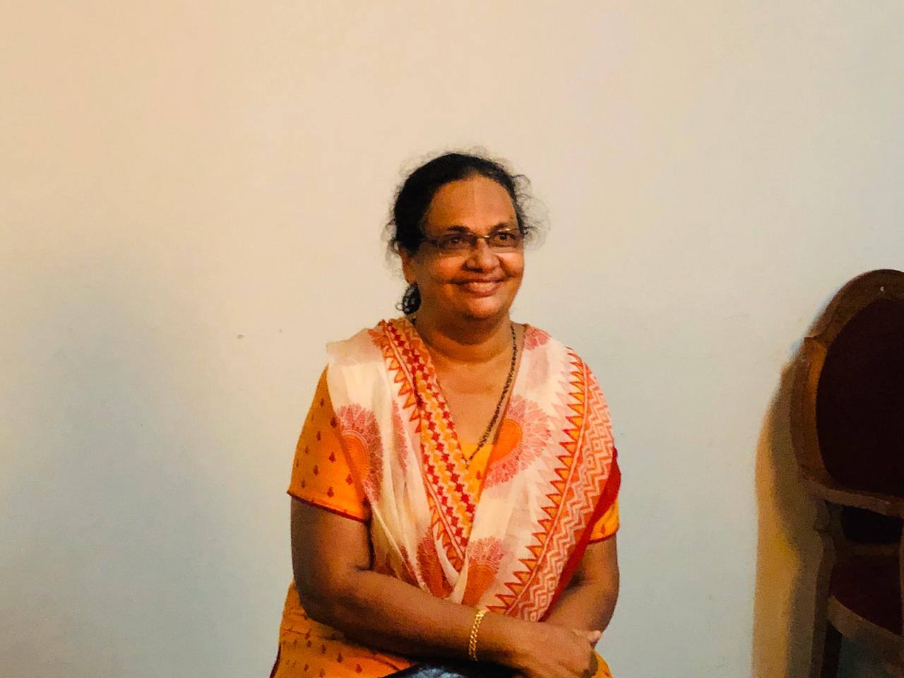 സ്വന്തം മുഖം പതിച്ച മാസ്ക്കുകൾ നിർമ്മിക്കുന്നതിന് ആദ്യം ഫോട്ടോ എടുക്കുകയാണ് വേണ്ടത്. ഫോട്ടോ സ്വന്തമായി കൊണ്ടുവരുന്നവർക്കും മാസ്ക്ക് തയ്യാറാക്കി നൽകും. സ്വന്തം മുഖം പതിച്ച മാസ്ക്കുകൾ നിർമ്മിക്കുന്നതിന് ആദ്യം ഫോട്ടോ എടുക്കുകയാണ് വേണ്ടത്. ഫോട്ടോ സ്വന്തമായി കൊണ്ടുവരുന്നവർക്കും മാസ്ക്ക് തയ്യാറാക്കി നൽകും.