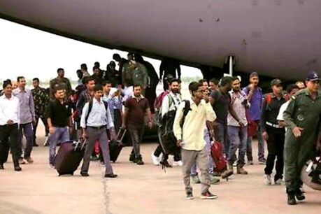 ഓർമ്മയിൽ എല്ലാം നഷ്ടപ്പെട്ട് അഭയാർഥിയാകേണ്ടിവന്ന കാലം; ഗൾഫ് യുദ്ധകാലത്തെ ആ പലായനം ഓർമയുണ്ടോ? ഓർമ്മയിൽ എല്ലാം നഷ്ടപ്പെട്ട് അഭയാർഥിയാകേണ്ടിവന്ന കാലം; ഗൾഫ് യുദ്ധകാലത്തെ ആ പലായനം ഓർമയുണ്ടോ?