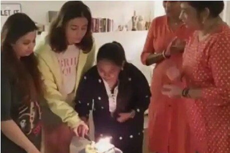 വെറുമൊരു വീട്ടുവേലക്കാരിയായി ആലിയ ഭട്ട് അവരെ കാണില്ല; സഹായിക്ക് പിറന്നാൾ ആഘോഷം ഒരുക്കി പ്രിയതാരം വെറുമൊരു വീട്ടുവേലക്കാരിയായി ആലിയ ഭട്ട് അവരെ കാണില്ല; സഹായിക്ക് പിറന്നാൾ ആഘോഷം ഒരുക്കി പ്രിയതാരം