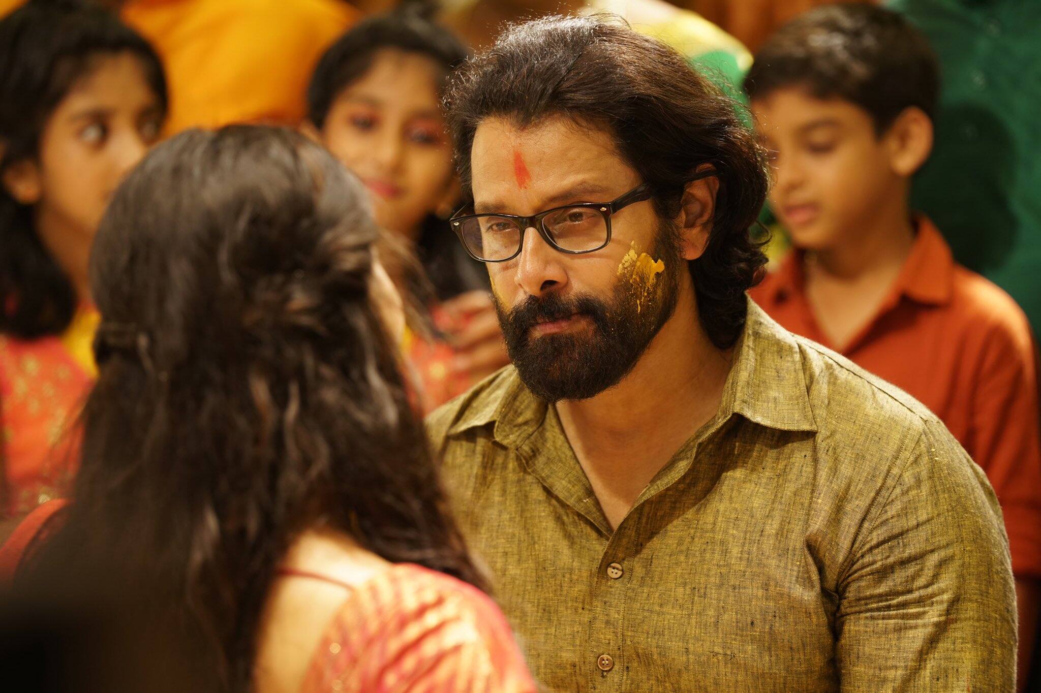 ചിത്രത്തിലെ തുമ്പി തുള്ളൽ എന്ന് തുടങ്ങുന്ന ഗാനം കഴിഞ്ഞ ദിവസം പുറത്തിറങ്ങിയിരുന്നു. (Image: Ajay gnanamuthu/twitter) ചിത്രത്തിലെ തുമ്പി തുള്ളൽ എന്ന് തുടങ്ങുന്ന ഗാനം കഴിഞ്ഞ ദിവസം പുറത്തിറങ്ങിയിരുന്നു. (Image: Ajay gnanamuthu/twitter)