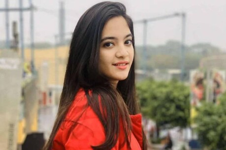 Siya Kakkar ടിക് ടോക് താരവും നര്ത്തകിയുമായ സിയ കക്കാര് ആത്മഹത്യ ചെയ്തു Siya Kakkar ടിക് ടോക് താരവും നര്ത്തകിയുമായ സിയ കക്കാര് ആത്മഹത്യ ചെയ്തു