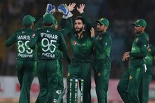 Pakistan vs England| മുഹമ്മദ് ഹഫീസ് അടക്കം പത്ത് പാക് താരങ്ങൾക്ക് COVID 19