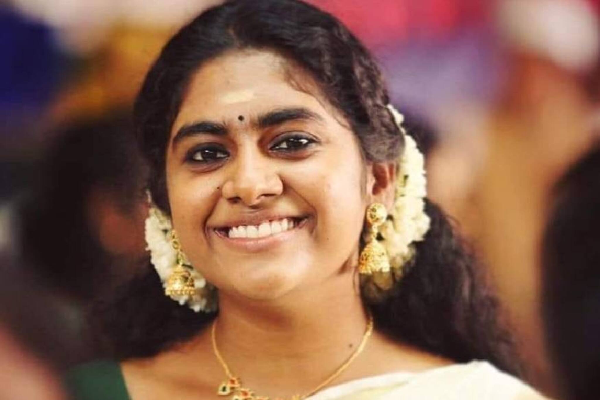 'മേക്കപ്പ് ഇഷ്‌ടമല്ല എന്ന അഭിപ്രായം വ്യക്തി ജീവിതത്തിന്റെ ഭാഗം മാത്രം'