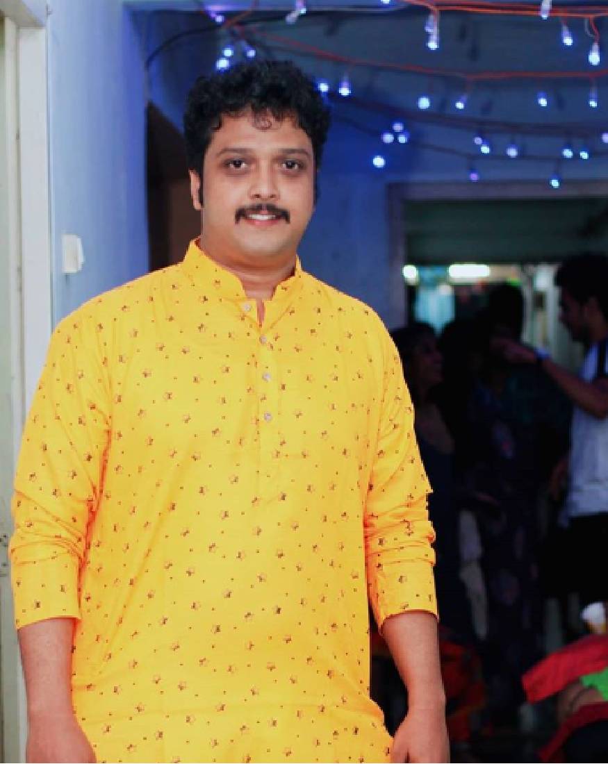  സുശാന്ത് സിംഗിന്റെ മരണത്തെ തുടർന്ന് രോഹൻ ഒരു വീഡിയോ അപ്‌ലോഡ് ചെയ്തിരുന്നു. താൻ മൂന്ന് മാസത്തോളം വിഷാദം നേരിട്ടു. എന്നാൽ മറ്റൊരു സുശാന്ത് ആവാൻ ആഗ്രഹമില്ലായിരുന്നു. ആറുമാസമുള്ള കുഞ്ഞും തൊഴിൽരഹിതയായ ഭാര്യയുമുണ്ട്. ഇടത്തരം കുടുംബത്തിൽ പിറന്ന തനിക്ക് കൂടുതൽ ചിന്തിക്കേണ്ടി വന്നില്ലെന്ന് രോഹൻ വ്യക്തമാക്കുന്നു