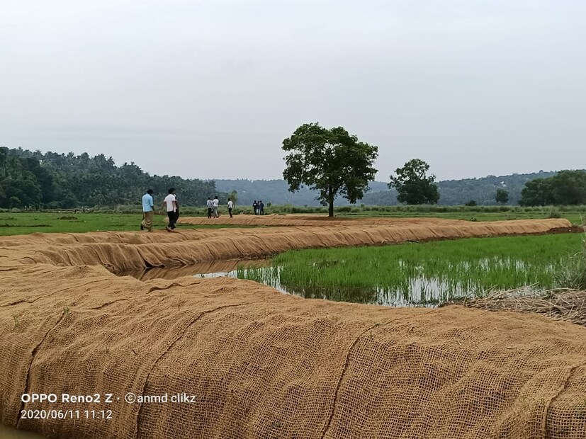  "കയർ കൂട്ടമായി കൊണ്ട് വന്ന് ഇട്ടപ്പോൾ എല്ലാവർക്കും ആശങ്ക ഉണ്ടായി. ഇത് എങ്ങനെ ആകും എന്ന്? പക്ഷേ ഇപ്പൊൾ അതൊക്കെ മാറി. ഇനി കൂടുതൽ സ്ഥലങ്ങളിൽ പദ്ധതി നടപ്പാക്കണം"