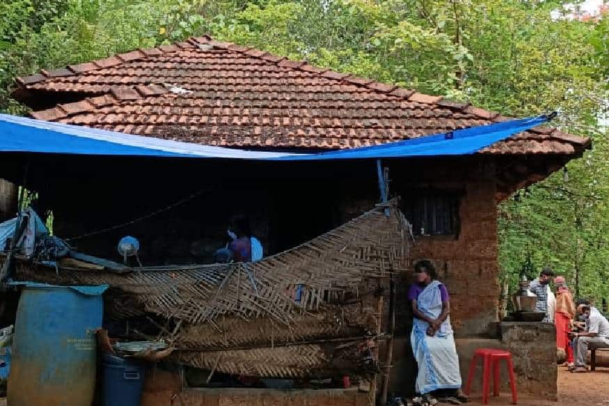  തിങ്കളാഴ്ച വൈകുന്നേരം നാലോടെ ദേവികയെ കാണാനില്ലായിരുന്നു. തുടർന്ന് നടന്ന തിരച്ചിലിനിടെയാണ് മൃതദേഹം കണ്ടത്. മണ്ണെണ്ണയുടെ ഒഴിഞ്ഞ കുപ്പി സമീപത്തുനിന്നു ലഭിച്ചതായും പ്രാഥമികാന്വേഷണത്തിൽ ദുരൂഹതയൊന്നും കണ്ടെത്താനായിട്ടില്ലെന്നും വളാഞ്ചേരി പൊലീസ് അറിയിച്ചു.