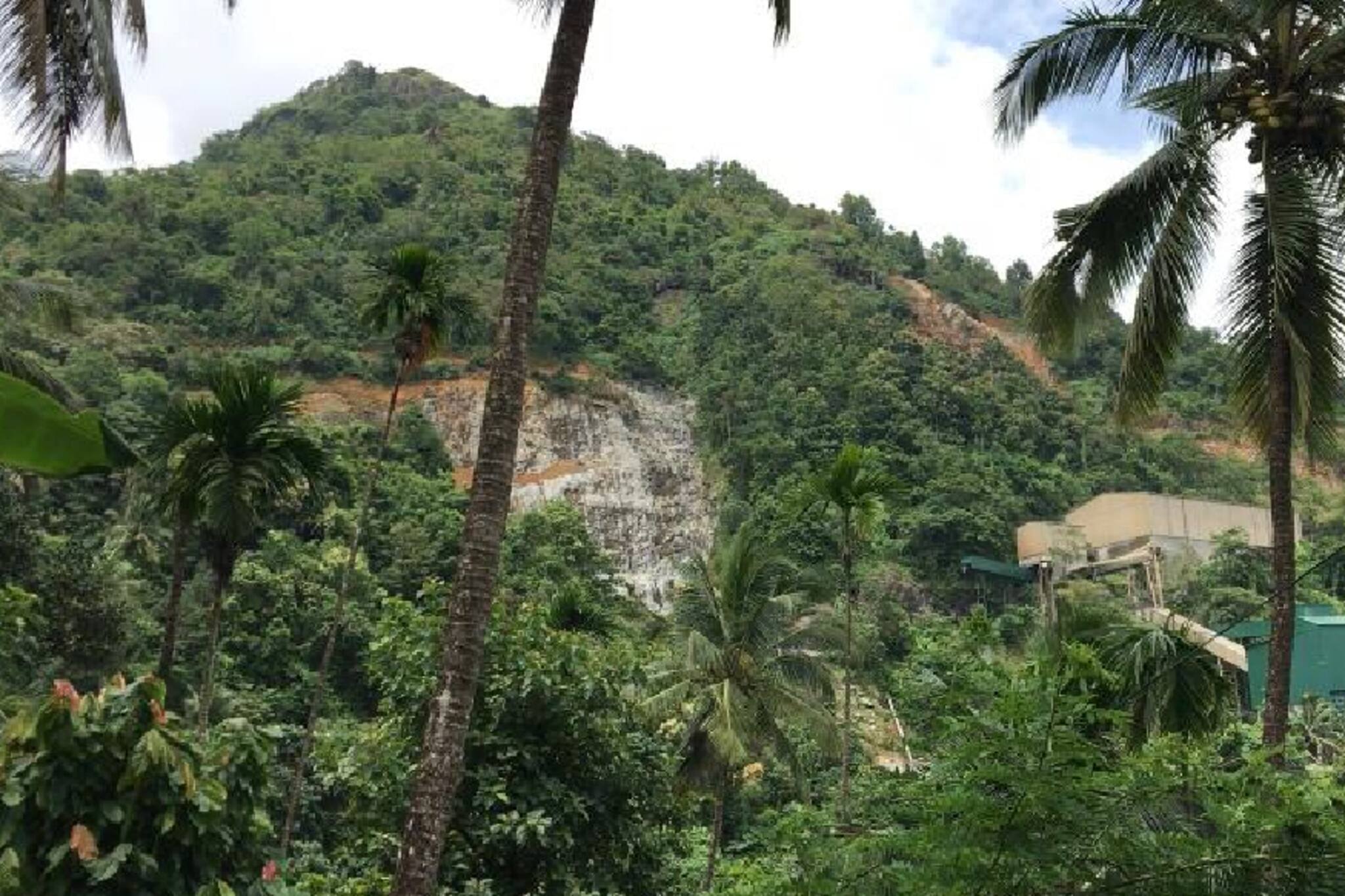 ഉരുള്‍പൊട്ടല്‍ ഭീതിയില്‍ ഒരുനാട്; മഴക്കാലത്തെങ്കിലും പാറപൊട്ടിക്കരുതേ! വട്ടിപ്പനക്കാരുടെ വിലാപം