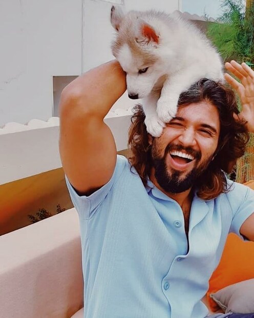  വാക്സിൻ കണ്ടെത്തുന്നതുവരെ പ്ലാസ്മ ചികിത്സ മാത്രമാണ് കോവിഡിനെതിരെയുള്ള ഏകമാർഗമെന്ന് താരം പറഞ്ഞു.