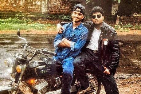 മഴ, ക്ലാസ് കട്ടിംഗ്, കൂട്ടുകാരന്റെ യമഹ... ഹാ, ആനന്ദം; കോളേജ് കാല ഓർമ്മകളുമായി കുഞ്ചാക്കോ ബോബൻ മഴ, ക്ലാസ് കട്ടിംഗ്, കൂട്ടുകാരന്റെ യമഹ... ഹാ, ആനന്ദം; കോളേജ് കാല ഓർമ്മകളുമായി കുഞ്ചാക്കോ ബോബൻ